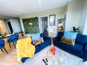 Luxury Louisville View and Beautiful Oasis with King Suite